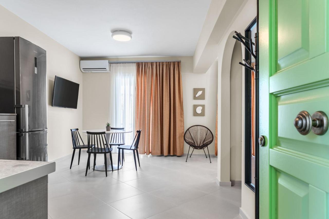 Corali Suites Andros Batsi  Exterior photo